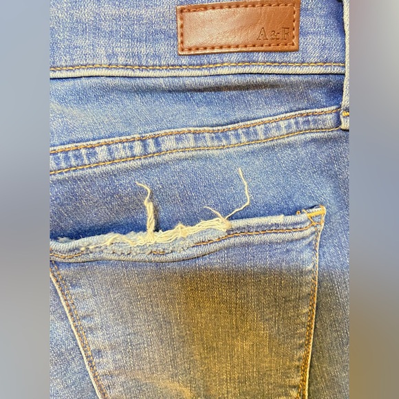 💙GREAT CONDITION | Abercrombie & Fitch | Size 27/4R - Picture 9 of 9